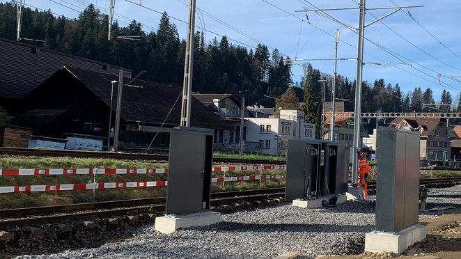 Installation der Ent- und Versorgungsanlage in Langnau